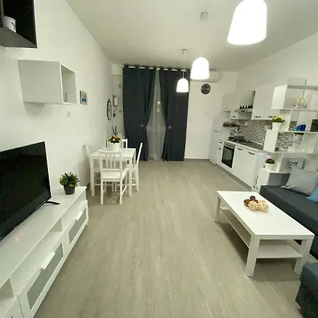Luli House