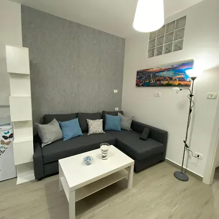 Luli House * نابولي