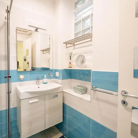 Luli House Apartment *